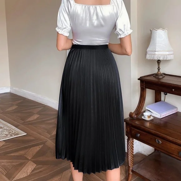 Classic Pleated Satin Evening Midi Skirt - Picture 10 of 11